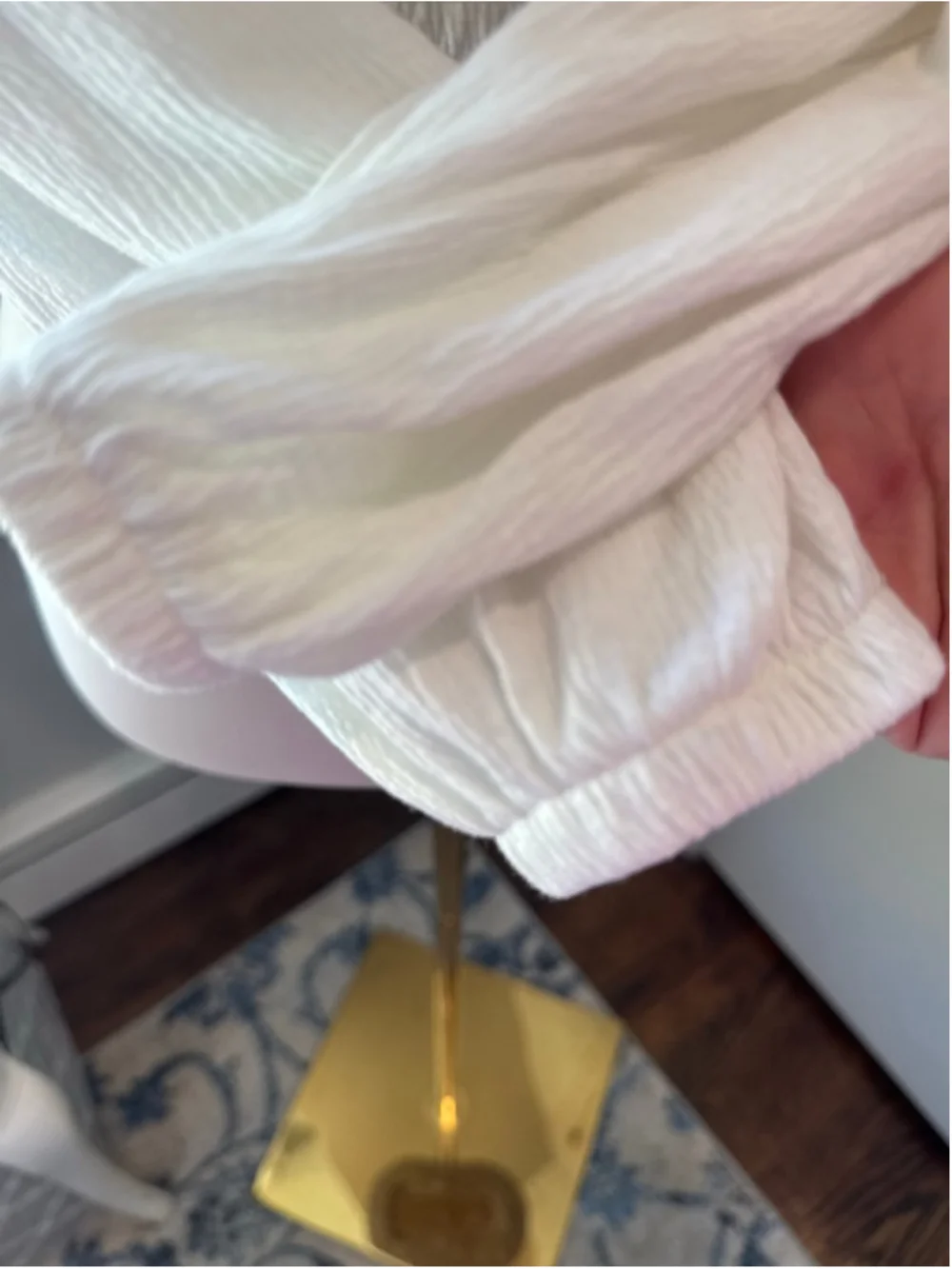 H&M White Off Shoulder Smocked Crop‎ Top XS